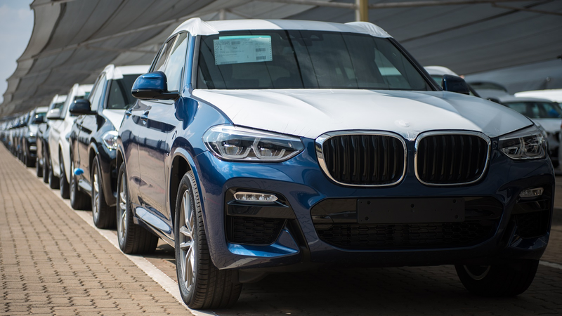 SA President commends BMW for it's hybrid X3 plant in the country