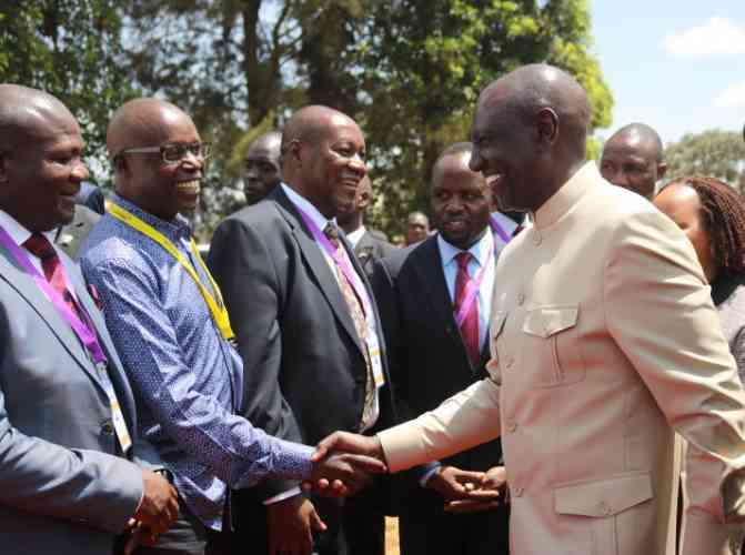 Ruto warns state officials on corruption