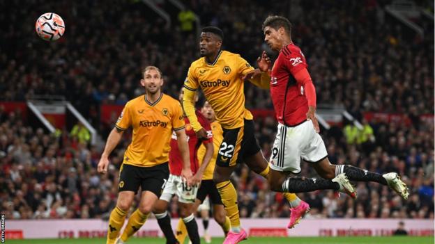 Varane gives nervy Man Utd win against lively Wolves
